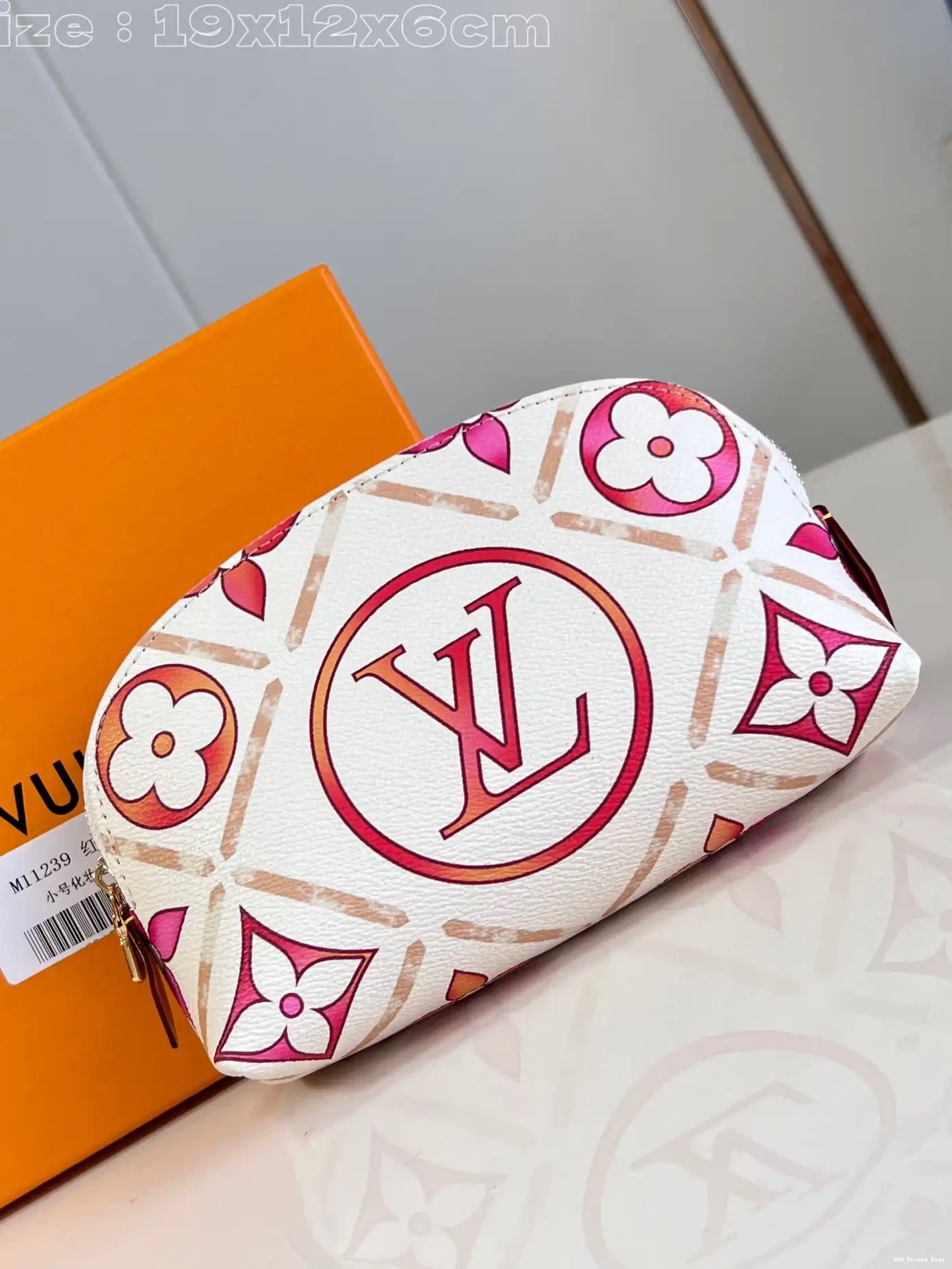 AAA Pruses Bags PM Vuitton Louis Pochette Cosmétique 0516